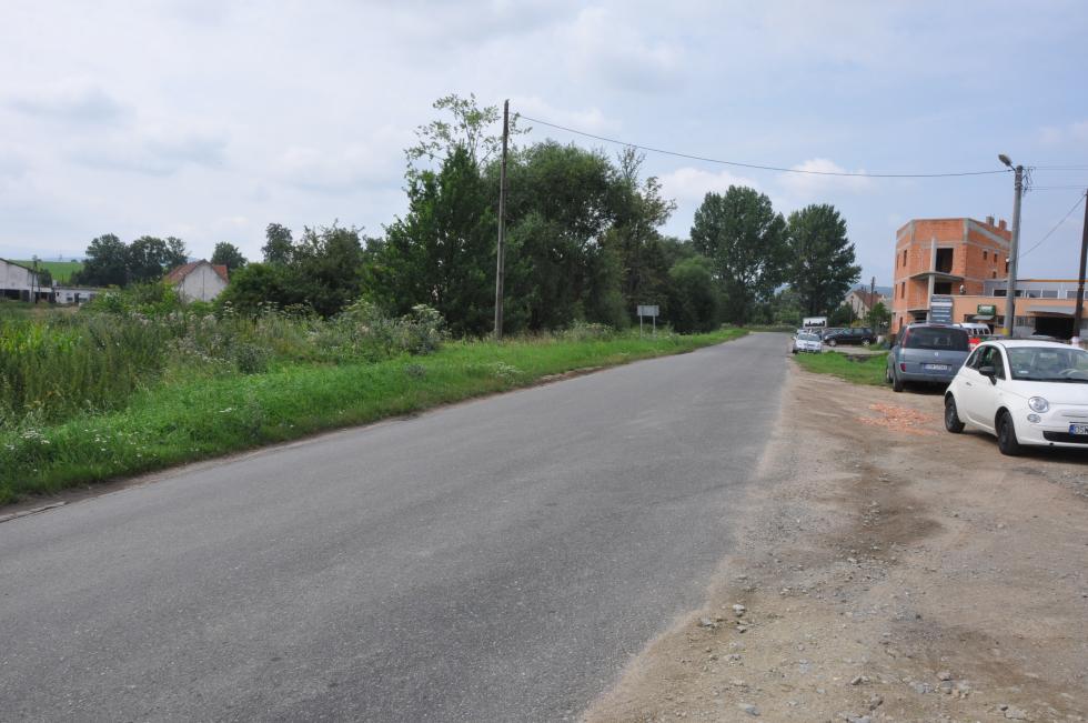 Rusza budowa chodnikw przy drogach powiatowych